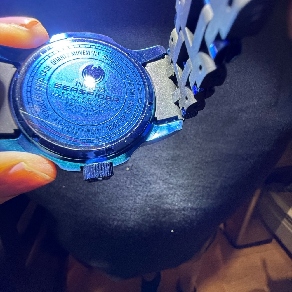 Invicta Sea Spider Blue and Black Watch RARE! - Picture 4 of 5